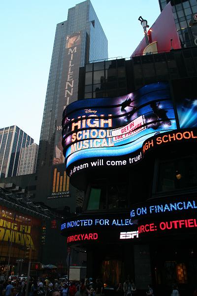 Times Square 3.jpg